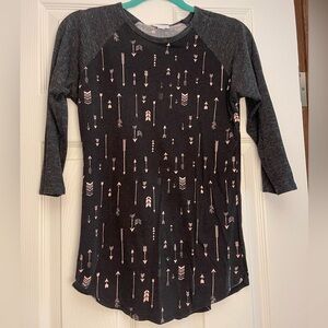 LuLaRoe Charcoal and Pink Arrow Long Sleeve Tee